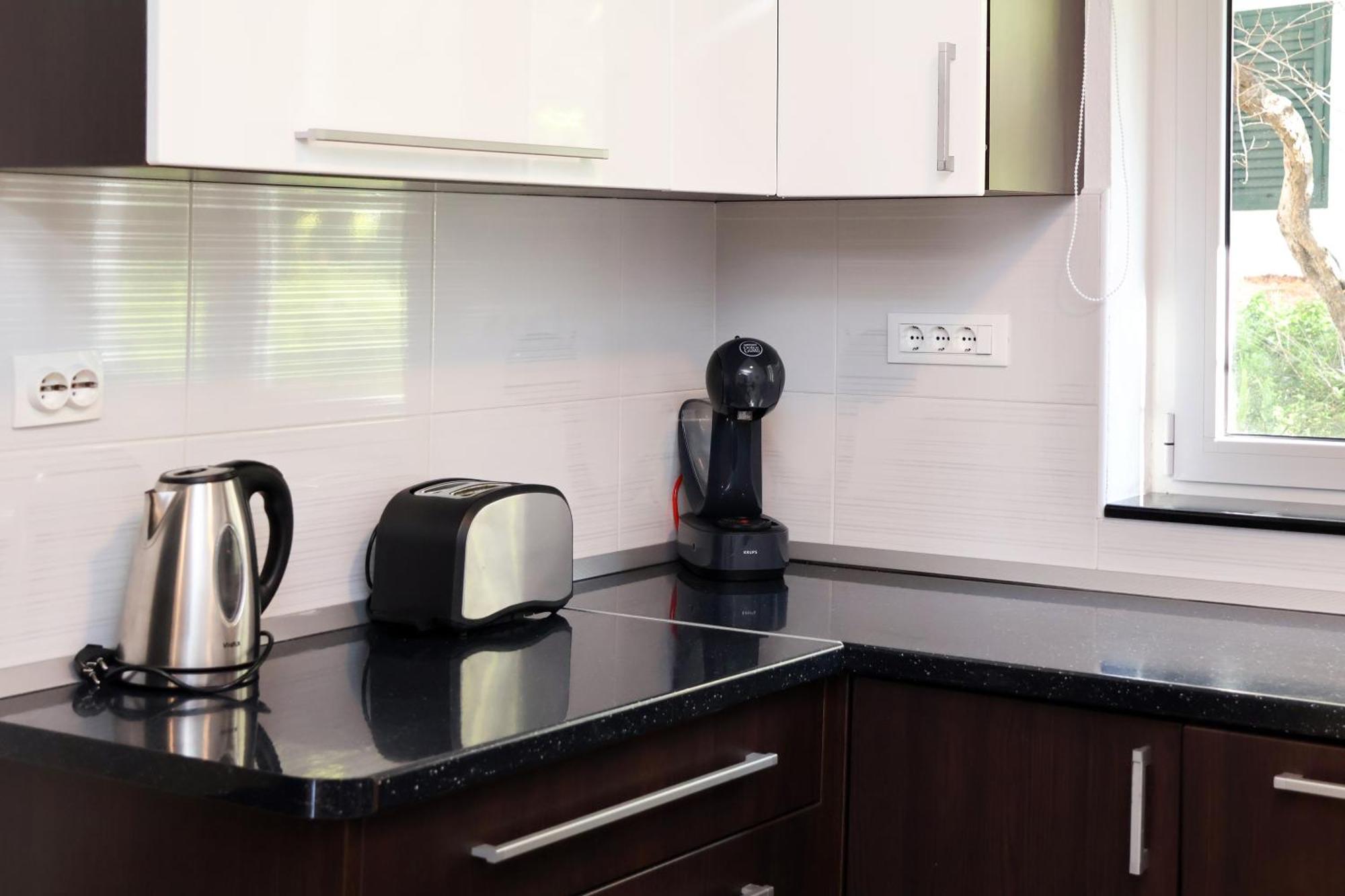 Lada Apartman Makarska
